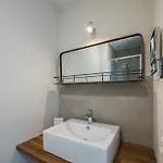 Le 3* شانتييّي